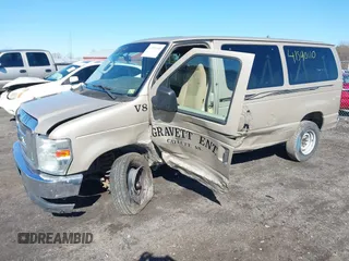 2013 Ford Econoline Passenger XL с VIN 1FBNE3BL7DDA62112, выставлен на аукционе IAAI как лот 41590110 с пробегом 194 712 миль миль и . История ставок и продаж доступна на DreamBid. Изображение 17.