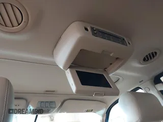 2004 Lincoln Navigator Luxury z VIN 5LMFU28R24LJ32994, wystawiony jako IAAI lot #41264240 z przebiegiem 210 421 mil mil oraz . Historia ofert i sprzedaży dostępna na DreamBid. Obrazek 18.