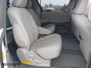 2014 Toyota Sienna XLE with VIN 5TDYK3DCXES470852, listed as a IAAI auction lot 42053266 with 48,512 mi miles. Bid and sale history available at carsss.com. Image 8.