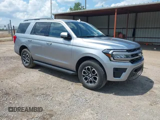 2024 Ford Expedition XLT z VIN 1FMJU1J89REA25669, wystawiony jako IAAI lot #42119112 z przebiegiem 51 377 mil mil oraz . Historia ofert i sprzedaży dostępna na DreamBid. Obrazek 1.