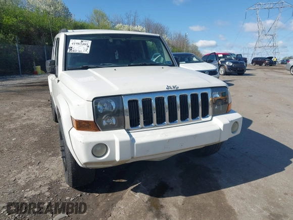 2008 Jeep Commander Sport with VIN 1J8HG48K38C232283, listed as a IAAI auction lot 41983485 with 185,905 mi miles. Bid and sale history available at carsss.com. Image 6.