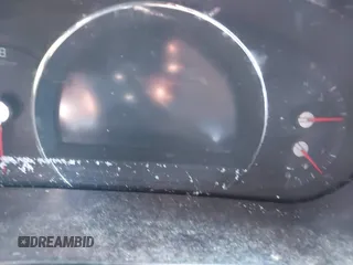 2016 Kia Sorento SX z VIN 5XYPKDA5XGG173541, wystawiony jako IAAI lot #40916121 z przebiegiem Nie podano mil oraz . Historia ofert i sprzedaży dostępna na DreamBid. Obrazek 7.