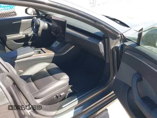 2021 Tesla Model S Plaid с VIN 5YJSA1E61MF435321, выставлен на аукционе IAAI как лот 41832006 с пробегом 23 361 миль миль и . История ставок и продаж доступна на DreamBid. Изображение 5.