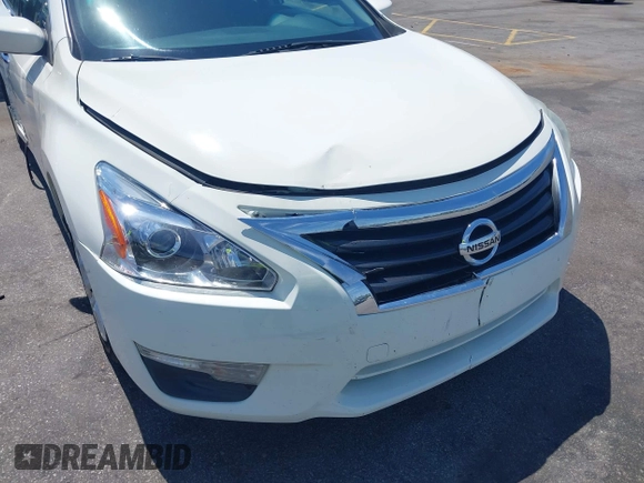 2015 Nissan Altima S with VIN 1N4AL3AP7FN897201, listed as a IAAI auction lot 42026527 with 192,944 mi miles and . Bid and sale history available at carsss.com. Image 6.