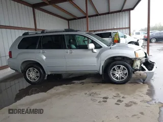 2005 Mitsubishi Endeavor Limited z VIN 4A4MN41S75E058877, wystawiony jako IAAI lot #41922009 z przebiegiem 220 203 mil mil oraz . Historia ofert i sprzedaży dostępna na DreamBid. Obrazek 13.