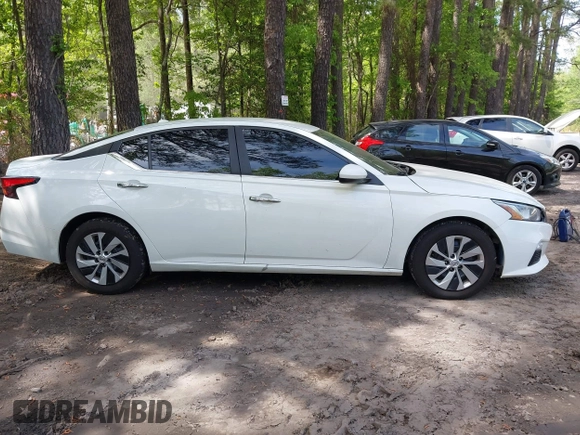 2020 Nissan Altima S с VIN 1N4BL4BV3LC120481, выставлен на аукционе IAAI как лот 42115519 с пробегом 68 779 миль миль и . История ставок и продаж доступна на DreamBid. Изображение 13.