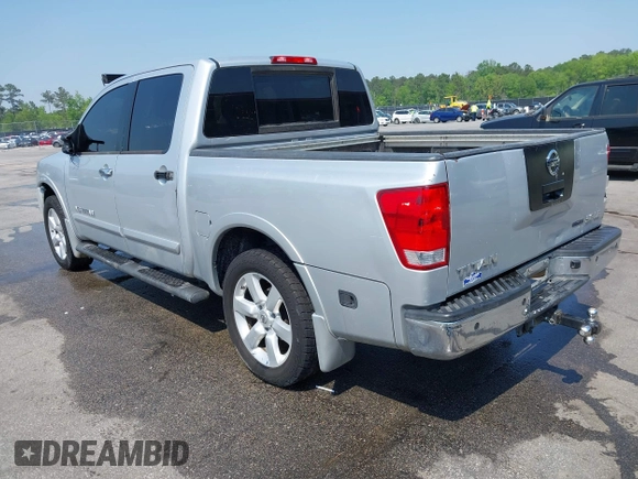 2010 Nissan Titan SE with VIN 1N6BA0ED3AN324773, listed as a IAAI auction lot 41982313 with 270,002 mi miles. Bid and sale history available at carsss.com. Image 3.