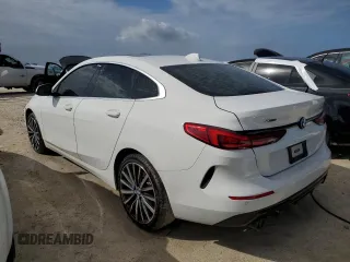 2021 BMW 2 Series 228i xDrive z VIN WBA73AK08M7G68943, wystawiony jako Copart lot #52012645 z przebiegiem 82 395 mil mil oraz Nie do naprawy • Non repairable. Historia ofert i sprzedaży dostępna na DreamBid. Obrazek 2.