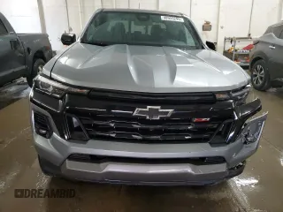2024 Chevrolet Colorado 4WD Z71 with VIN 1GCPTDEK6R1117905, listed as a Copart auction lot 48955295 with 13,669 mi miles and Salvage Title. Bid and sale history available at carsss.com. Image 5.