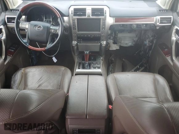 2013 Lexus GX 460 Premium z VIN JTJJM7FX7D5062605, wystawiony jako Copart lot #44064805 z przebiegiem 146 852 mil mil oraz Szkoda całkowita • Salvage title. Historia ofert i sprzedaży dostępna na DreamBid. Obrazek 8.