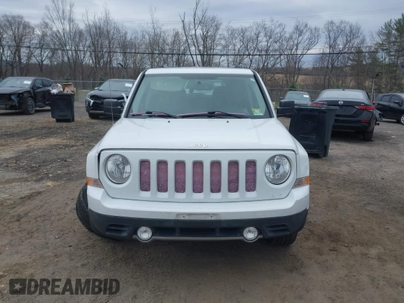 2016 Jeep Patriot High Altitude Edition with VIN 1C4NJRFB3GD753248, listed as a IAAI auction lot 42005423 with 165,229 mi miles. Bid and sale history available at carsss.com. Image 12.