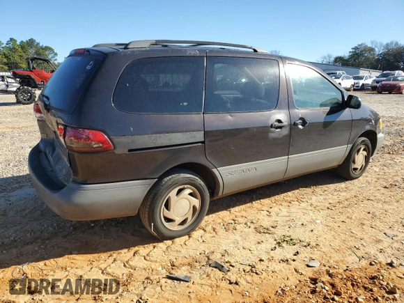 2001 Toyota Sienna LE with VIN 4T3ZF13C71U364074, listed as a Copart auction lot 46439655 with 421,623 mi miles and Salvage Title. Bid and sale history available at carsss.com. Image 3.