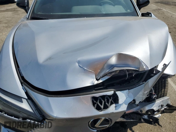 2025 Lexus RZ 300e Premium z VIN JTJABABB3SA007988, wystawiony jako Copart lot #54241965 z przebiegiem 2 633 mil mil oraz Szkoda całkowita • Salvage title. Historia ofert i sprzedaży dostępna na DreamBid. Obrazek 12.