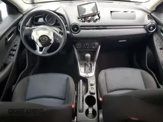 2016 Scion iA z VIN 3MYDLBZV9GY129875, wystawiony jako Copart lot #81368604 z przebiegiem 82 111 mil mil oraz Szkody całkowita. Historia ofert i sprzedaży dostępna na DreamBid. Obrazek 8.