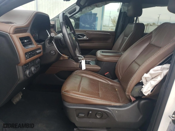 2021 Chevrolet Suburban High Country with VIN 1GNSKGKL6MR149816, listed as a Copart auction lot 83564234 with 104,623 mi miles and Salvage Title. Bid and sale history available at carsss.com. Image 7.