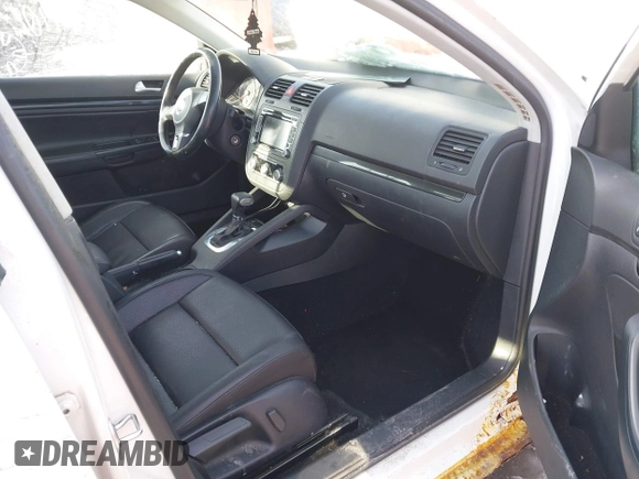 2010 Volkswagen Jetta SE с VIN 3VWRX7AJ4AM030312, выставлен на аукционе IAAI как лот 41304990 с пробегом 204 910 миль миль и . История ставок и продаж доступна на DreamBid. Изображение 5.
