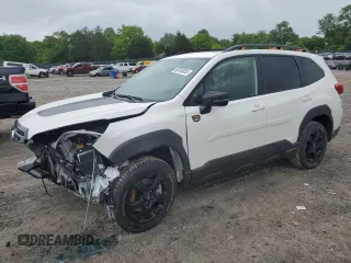 2025 Subaru Forester Wilderness with VIN JF2SKAJC4SH402935, listed as a Copart auction lot 58765835 with 1,867 mi miles and Salvage title. Bid and sale history available at DreamBid. Image 1.