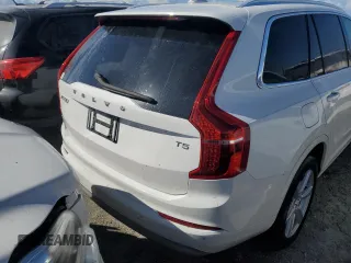 2022 Volvo XC90 Momentum with VIN YV4102CK3N1839605, listed as a Copart auction lot 75036544 with Not Provided miles and Salvage Title. Bid and sale history available at DreamBid. Image 6.