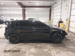 2017 Volkswagen GTI S с VIN 3VW4T7AU3HM072609, выставлен на аукционе IAAI как лот 42064578 с пробегом 102 199 миль миль и . История ставок и продаж доступна на DreamBid. Изображение 14.