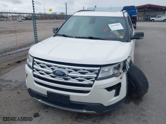 2019 Ford Explorer XLT with VIN 1FM5K7DHXKGB34352, listed as a IAAI auction lot 41412912 with 128,675 mi miles. Bid and sale history available at carsss.com. Image 12.