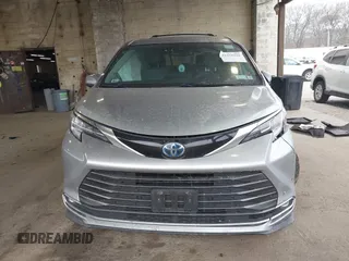 2022 Toyota Sienna Limited with VIN 5TDZSKFC4NS045056, listed as a IAAI auction lot 41256209 with 85,633 mi miles. Bid and sale history available at carsss.com. Image 12.