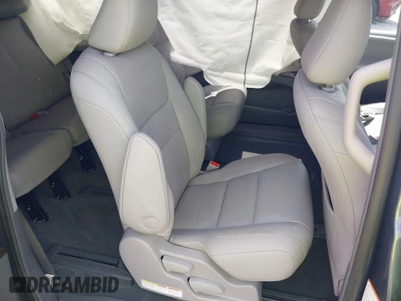 2016 Toyota Sienna Limited with VIN 5TDDK3DC1GS137831, listed as a IAAI auction lot 42286909 with 151,904 mi miles and . Bid and sale history available at DreamBid. Image 8.