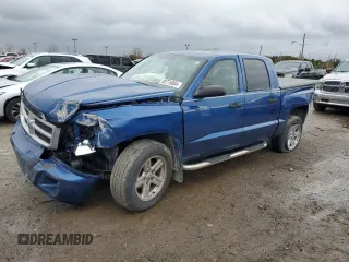 2009 Dodge Dakota SXT with VIN 1D7HE38K39S778117, listed as a Copart auction lot 80775004 with Not Provided miles and Salvage Title. Bid and sale history available at carsss.com. Image 1.