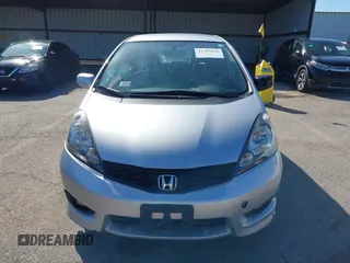 2013 Honda Fit Sport с VIN JHMGE8H6XDC022677, выставлен на аукционе IAAI как лот 41799038 с пробегом Не указан миль и . История ставок и продаж доступна на DreamBid. Изображение 11.