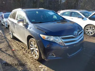 2015 Toyota Venza LE with VIN 4T3BA3BB7FU066796, listed as a IAAI auction lot 41512975 with 149,879 mi miles. Bid and sale history available at carsss.com. Image 1.