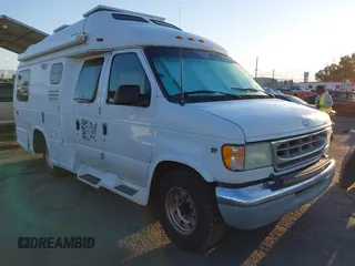2002 Ford Econoline Cargo z VIN 1FDSE34L72HB41096, wystawiony jako IAAI lot #37394945 z przebiegiem 241 707 mil mil oraz . Historia ofert i sprzedaży dostępna na DreamBid. Obrazek 1.