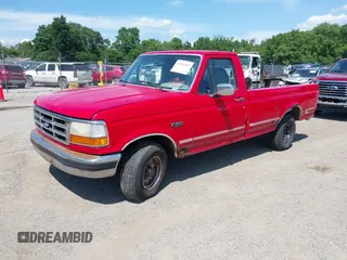 1995 Ford F-150 z VIN 1FTEF15N1SLB72411, wystawiony jako IAAI lot #42526507 z przebiegiem 122 482 mil mil oraz . Historia ofert i sprzedaży dostępna na DreamBid. Obrazek 2.