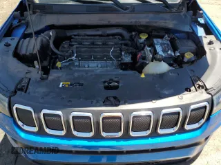 2022 Jeep Compass Latitude with VIN 3C4NJCBB5NT214270, listed as a Copart auction lot 56959935 with 52,137 mi miles and Clean title. Bid and sale history available at DreamBid. Image 12.