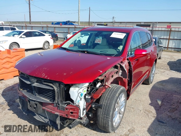 2021 Cadillac XT6 Premium Luxury z VIN 1GYKPCRS1MZ114854, wystawiony jako IAAI lot #41205686 z przebiegiem 27 347 mil mil oraz . Historia ofert i sprzedaży dostępna na DreamBid. Obrazek 20.