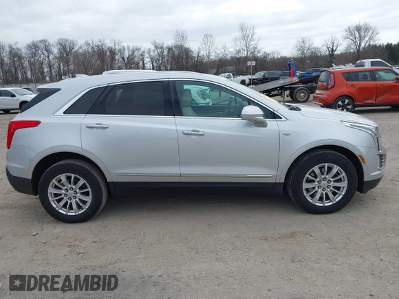 2017 Cadillac XT5 FWD with VIN 1GYKNARS3HZ184081, listed as a IAAI auction lot 41795974 with 109,032 mi miles. Bid and sale history available at carsss.com. Image 13.