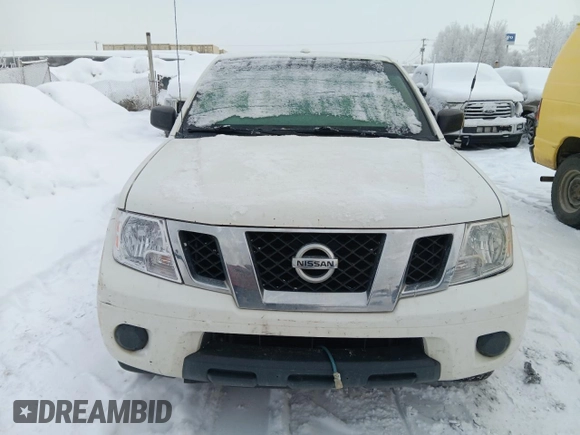 2015 Nissan Frontier SV z VIN 1N6AD0CW5FN719777, wystawiony jako Copart lot #43763175 z przebiegiem 159 190 mil mil oraz Czysty tytuł • Clean title. Historia ofert i sprzedaży dostępna na DreamBid. Obrazek 5.