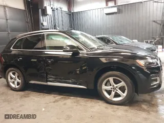 2024 Audi Q5 Premium with VIN WA1ABAFY0R2064293, listed as a IAAI auction lot 41084226 with 5,701 mi miles. Bid and sale history available at carsss.com. Image 13.