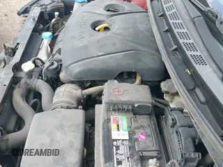 2011 Hyundai Elantra Limited с VIN KMHDH4AE8BU173574, выставлен на аукционе IAAI как лот 43105598 с пробегом 176 306 миль миль и . История ставок и продаж доступна на DreamBid. Изображение 18.