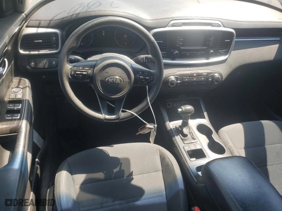 2017 Kia Sorento LX V6 with VIN 5XYPG4A54HG208514, listed as a Copart auction lot 51630425 with 154,415 mi miles and Clean Title. Bid and sale history available at carsss.com. Image 8.