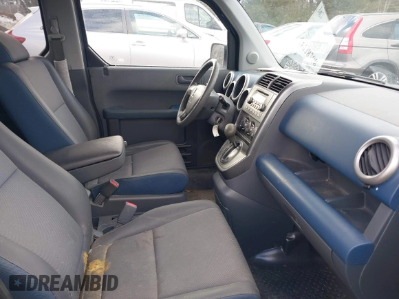 2003 Honda Element EX with VIN 5J6YH28573L045411, listed as a IAAI auction lot 41738268 with 84,077 mi miles and . Bid and sale history available at DreamBid. Image 5.