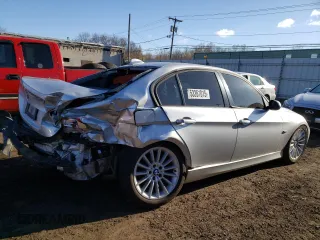 2006 BMW 3 Series 325i with VIN WBAVB13516KR59012, listed as a Copart auction lot 53261015 with 0 mi miles and Salvage Title. Bid and sale history available at carsss.com. Image 3.