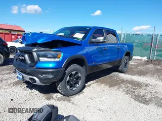 2022 Ram 1500 Rebel z VIN 1C6SRFLT0NN177124, wystawiony jako IAAI lot #41575076 z przebiegiem 40 065 mil mil oraz . Historia ofert i sprzedaży dostępna na DreamBid. Obrazek 17.