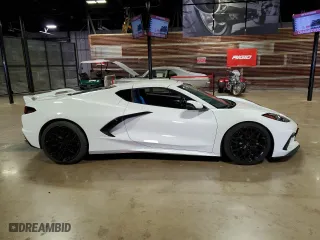 2020 Chevrolet Corvette 3LT with VIN 1G1Y82D49L5000003, listed as a Copart auction lot 69414454 with 44,042 mi miles and Clean Title. Bid and sale history available at carsss.com. Image 1.