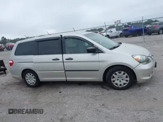 2006 Honda Odyssey LX with VIN 5FNRL38206B129663, listed as a IAAI auction lot 40978284 with 290,666 mi miles. Bid and sale history available at carsss.com. Image 13.