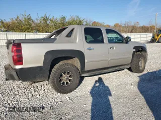 2008 Chevrolet Avalanche LTZ with VIN 3GNFK12348G173486, listed as a Copart auction lot 78384554 with 162,277 mi miles and Salvage Title. Bid and sale history available at DreamBid. Image 3.