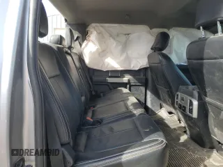 2020 Ford F-250 XL z VIN 1FT7W2BT1LEC61595, wystawiony jako Copart lot #48756885 z przebiegiem 128 111 mil mil oraz Szkoda całkowita • Salvage title. Historia ofert i sprzedaży dostępna na DreamBid. Obrazek 10.