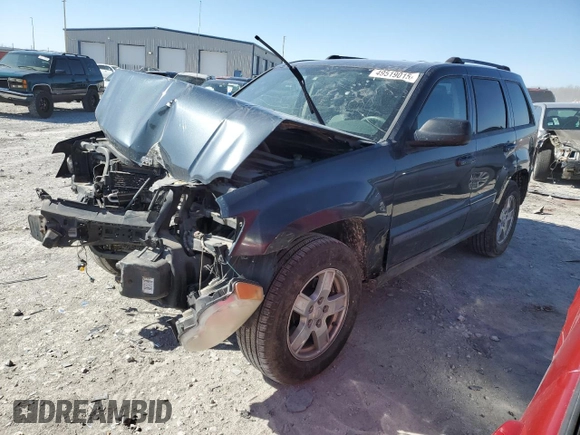 2007 Jeep Grand Cherokee Laredo with VIN 1J8GR48KX7C531824, listed as a Copart auction lot 49519015 with 175,453 mi miles and Salvage Title. Bid and sale history available at carsss.com. Image 1.