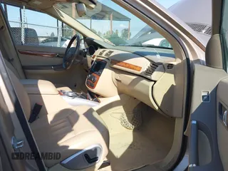 2007 Mercedes-Benz R-Class 3.5L with VIN 4JGCB65EX7A049642, listed as a IAAI auction lot 41868128 with 145,587 mi miles. Bid and sale history available at carsss.com. Image 5.