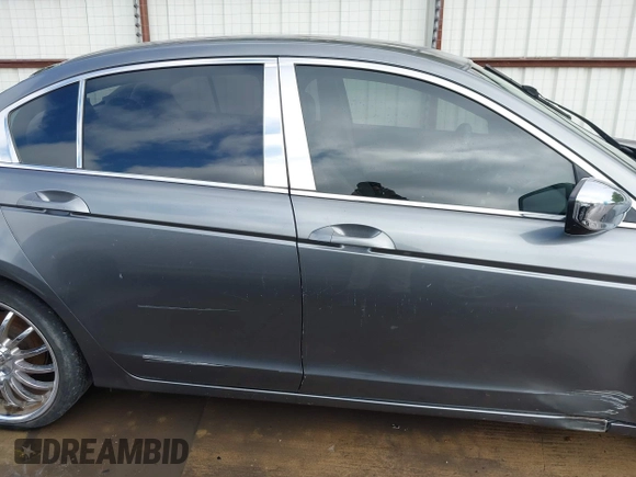 2008 Honda Accord LX z VIN JHMCP26348C033551, wystawiony jako IAAI lot #39023793 z przebiegiem 213 053 mil mil oraz . Historia ofert i sprzedaży dostępna na DreamBid. Obrazek 12.
