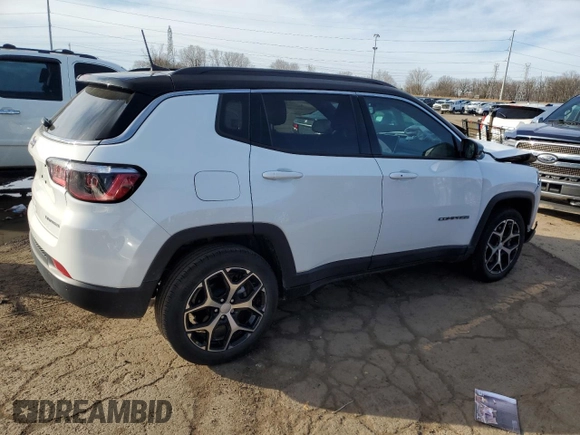 2024 Jeep Compass Limited z VIN 3C4NJDCN4RT139842, wystawiony jako Copart lot #51606655 z przebiegiem 13 455 mil mil oraz Czysty tytuł • Clean title. Historia ofert i sprzedaży dostępna na DreamBid. Obrazek 3.