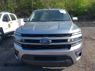 2024 Ford Expedition XLT with VIN 1FMJU1J83REA41737, listed as a IAAI auction lot 41900853 with 26,461 mi miles. Bid and sale history available at carsss.com. Image 12.